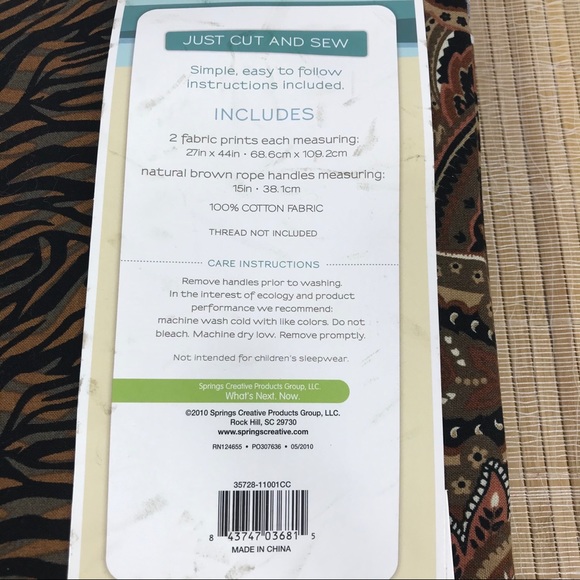 Creative Cuts Reversible Hobo Tote Kit - Picture 2 of 4